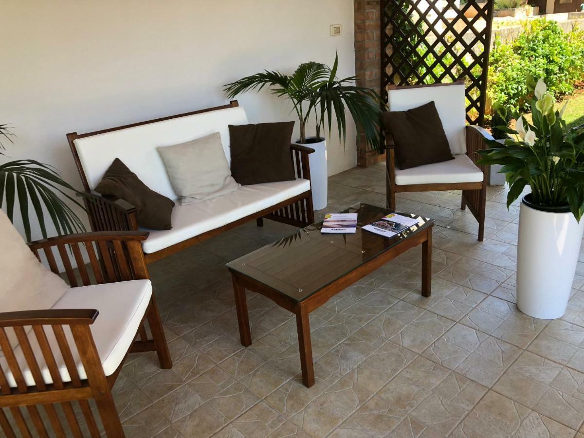 Apartments Roberta Novigrad Istria Dış mekan fotoğraf